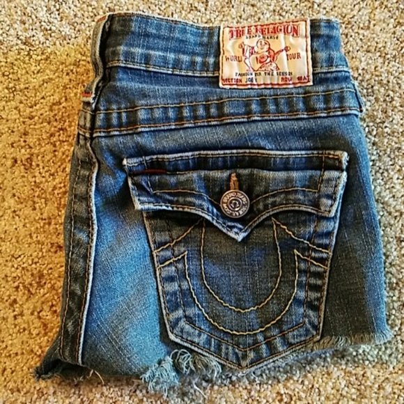True Religion Joey cutoff shorts, size 27, EUC - Picture 6 of 6